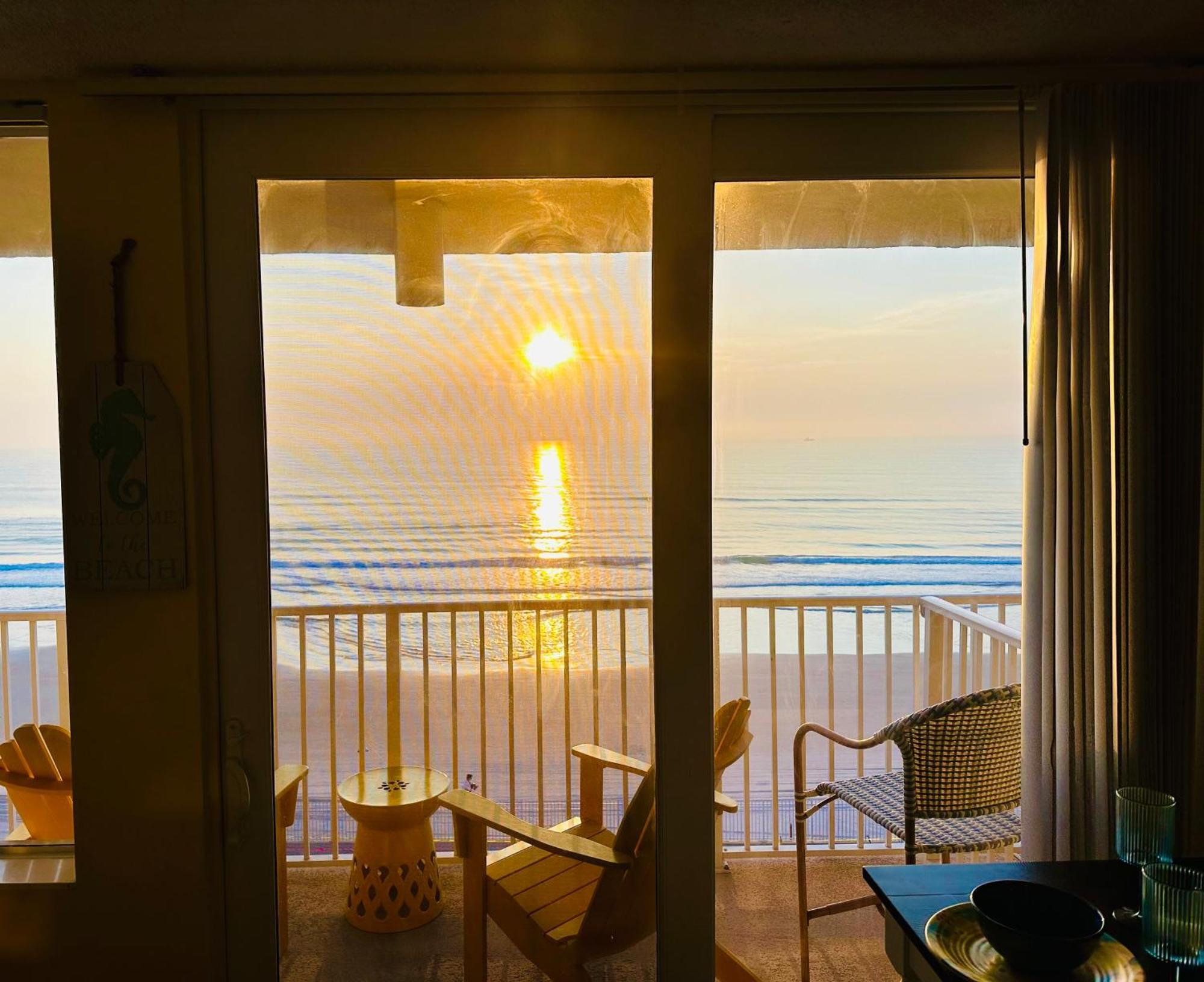 代托纳海滩Oceanfront Oasis公寓式酒店 外观 照片